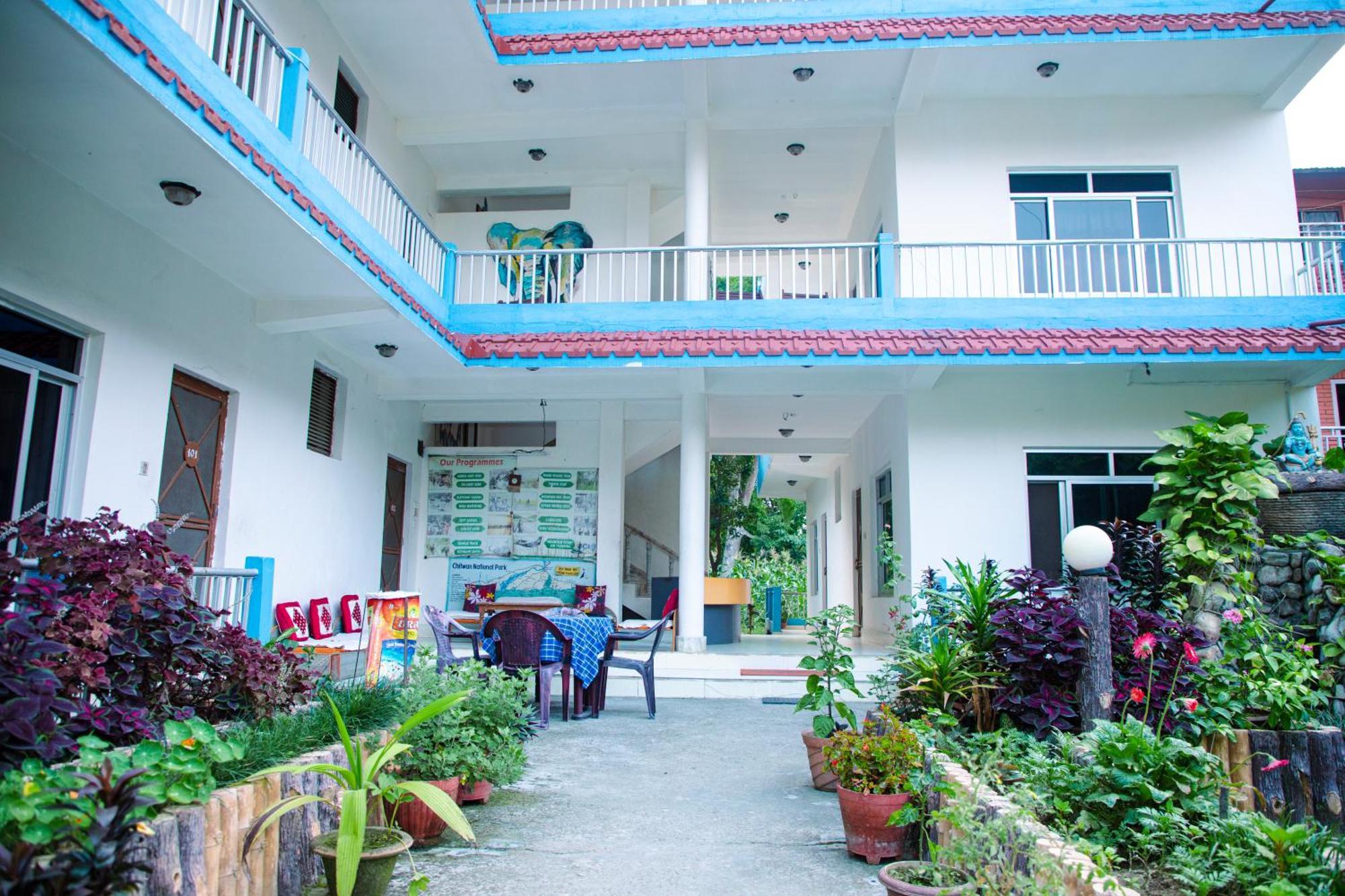 Hotel Shiva'S Dream Sauraha Kültér fotó