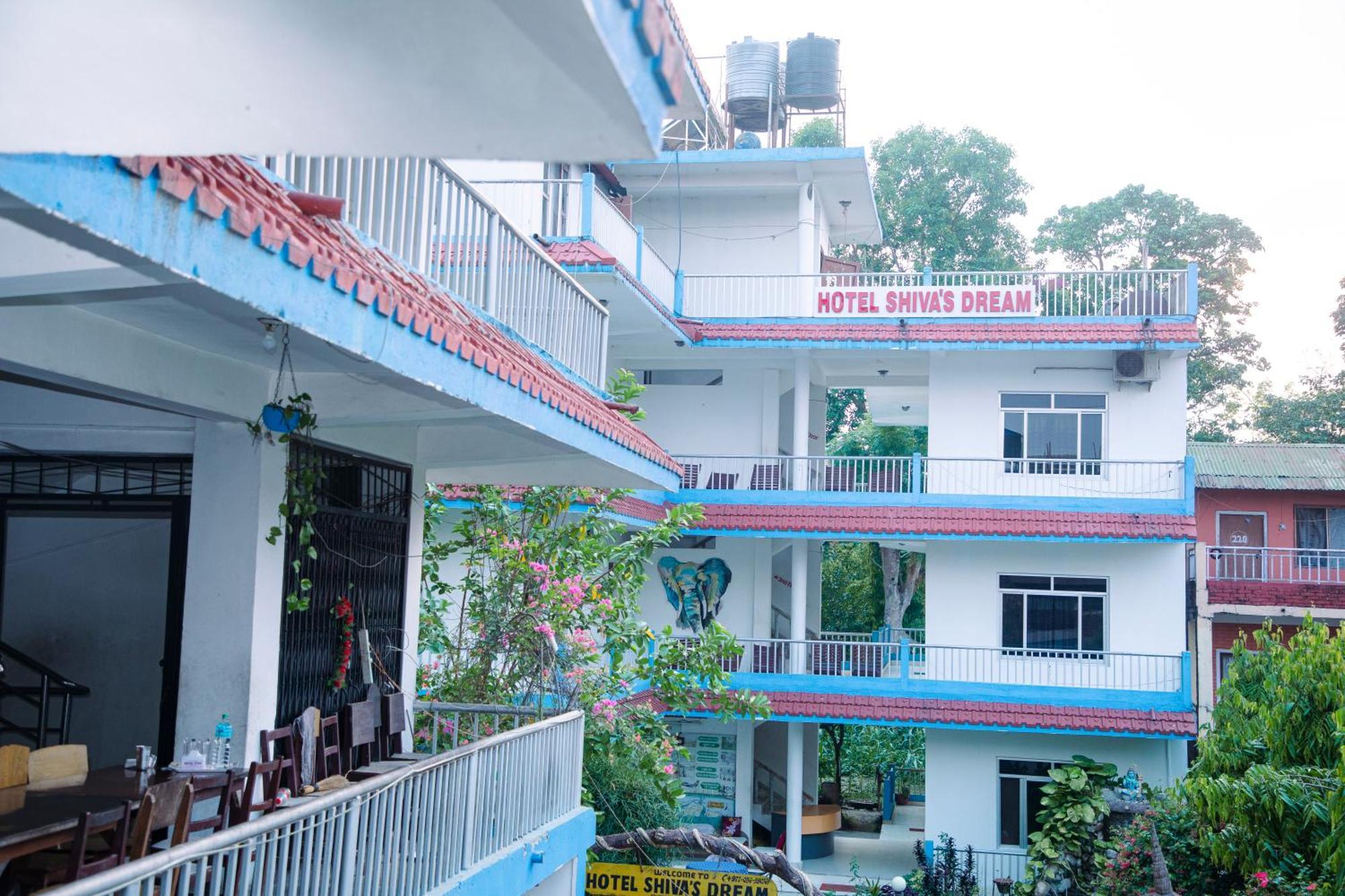 Hotel Shiva'S Dream Sauraha Kültér fotó