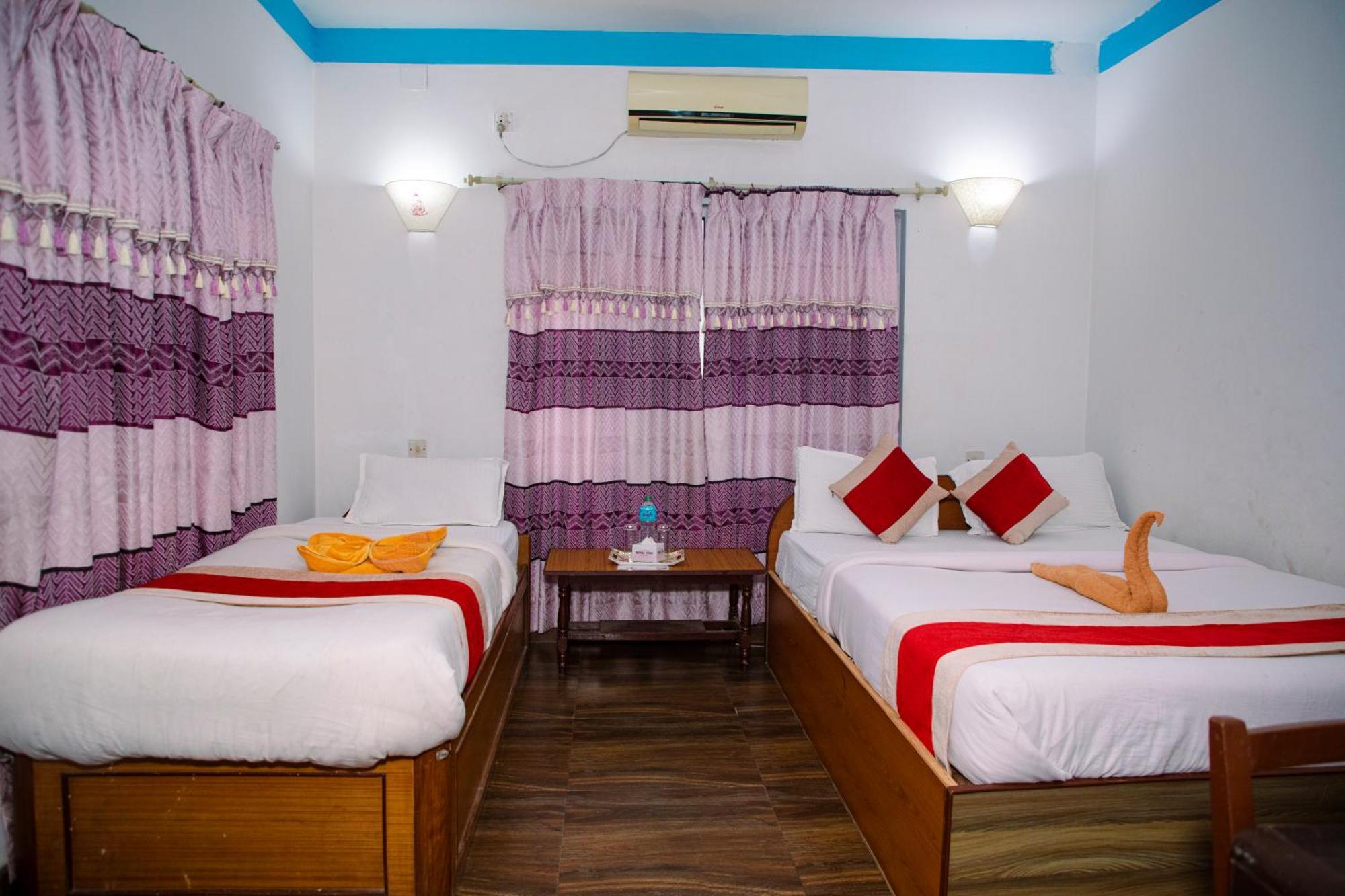Hotel Shiva'S Dream Sauraha Kültér fotó