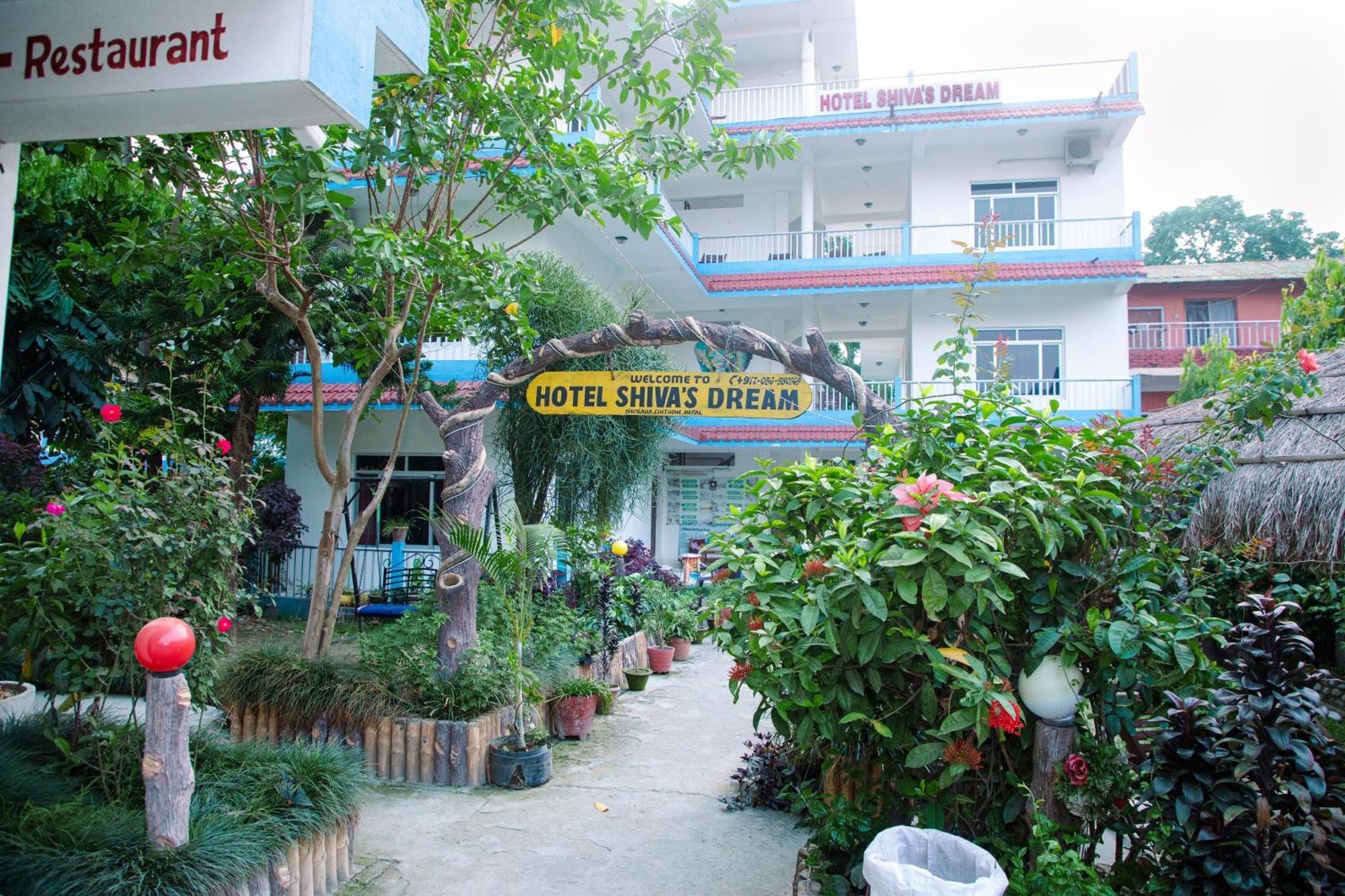Hotel Shiva'S Dream Sauraha Kültér fotó