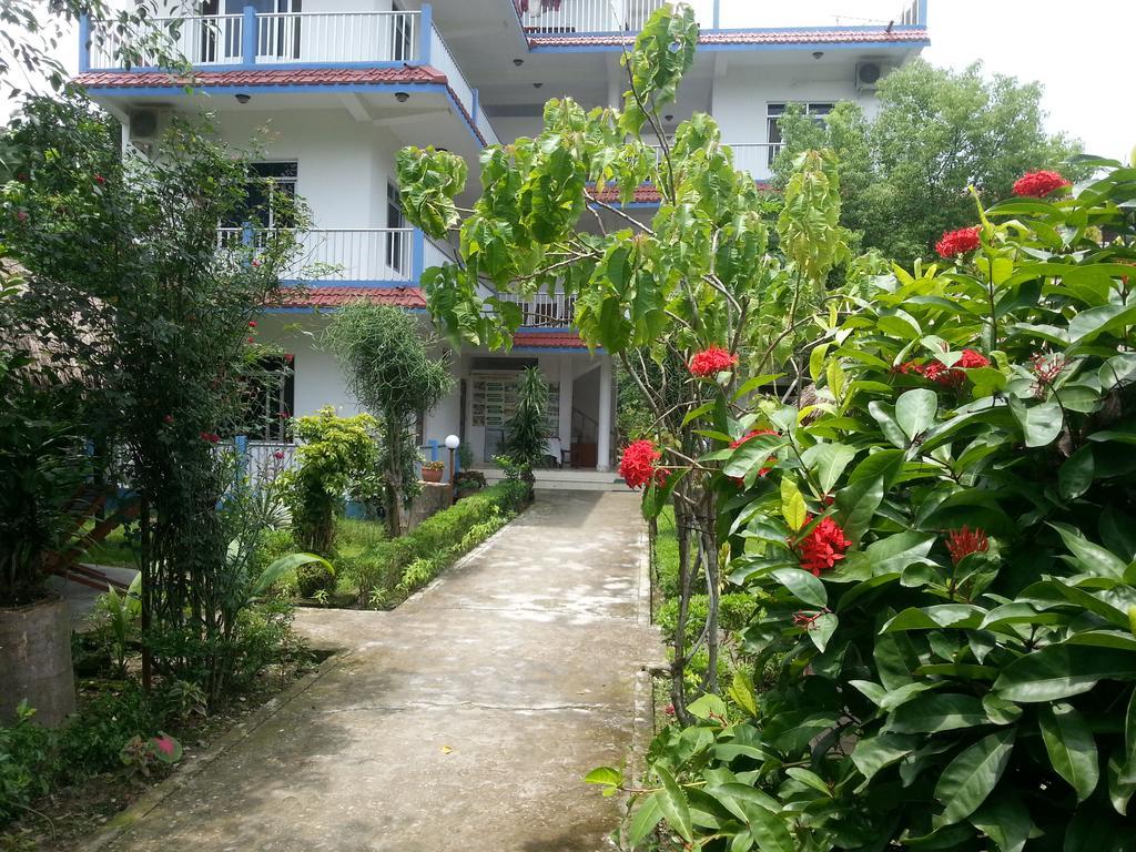 Hotel Shiva'S Dream Sauraha Kültér fotó