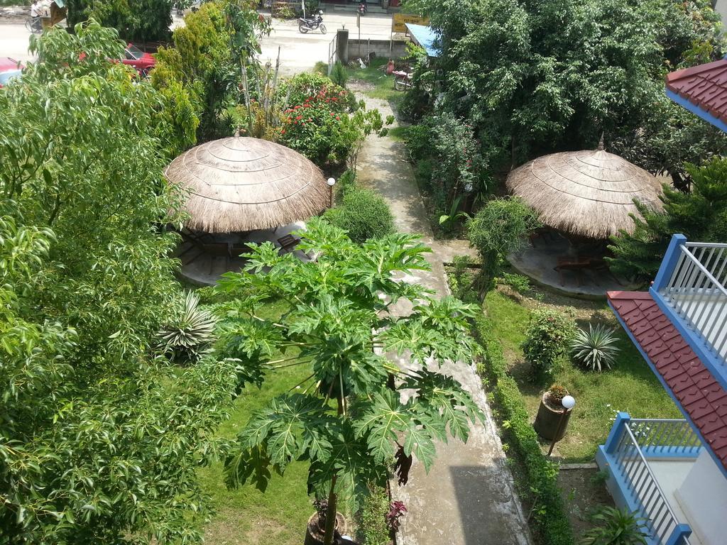 Hotel Shiva'S Dream Sauraha Kültér fotó